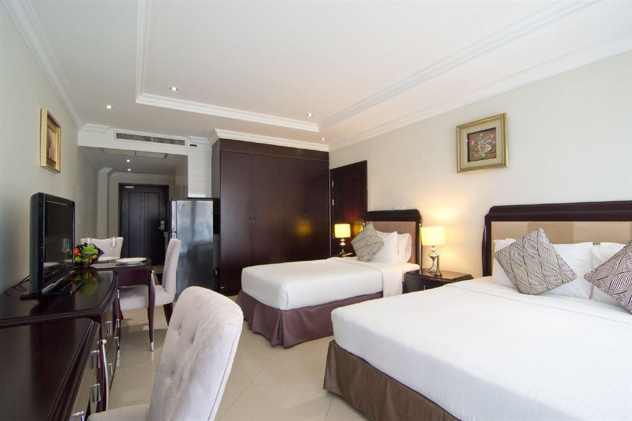 Hotel Lk Legend Pattaya Exterior foto